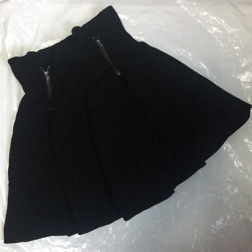 H&M Black Peplum / Skater Skirt.